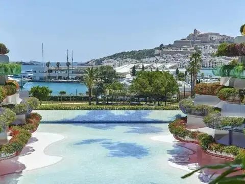Piso en Marina Botafoch-Platja de Talamanca