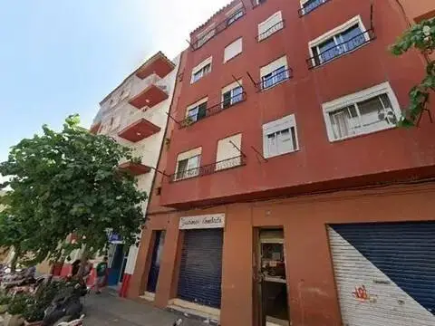 Pis – Cambrils