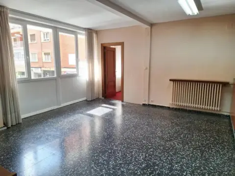 Piso en Oria