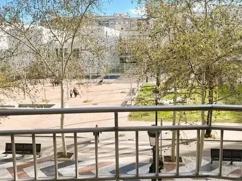 Oficina en República Argentina-Iglesia Cristo Rey