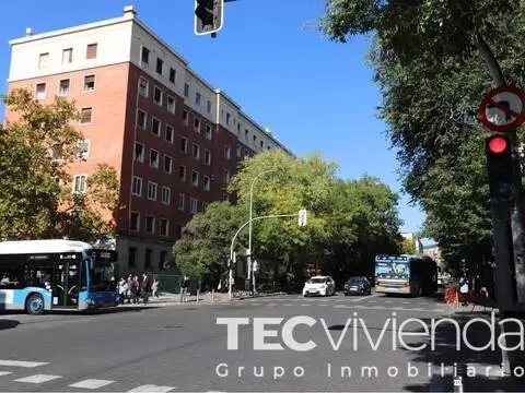 Garaje en calle de Isaac Peral