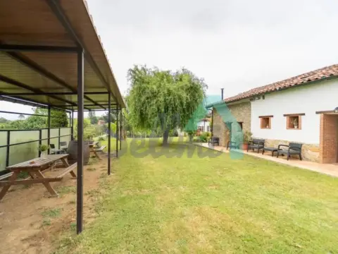 Chalet en La Manjoya-Parroquias Sur