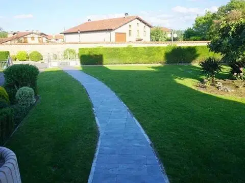 Chalet en Betoño