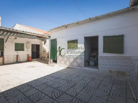 Chalet en Arroyo de San Serván