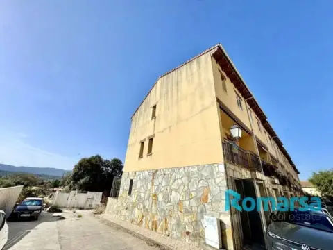 Chalet en Sotillo de La Adrada
