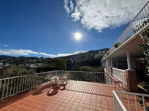 Chalet en calle de la Alozaina