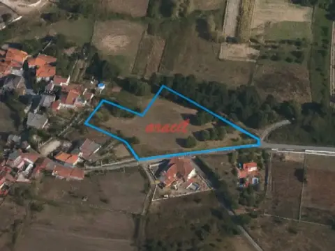 Terreno en San Cibrao Das Viñas (Capital)