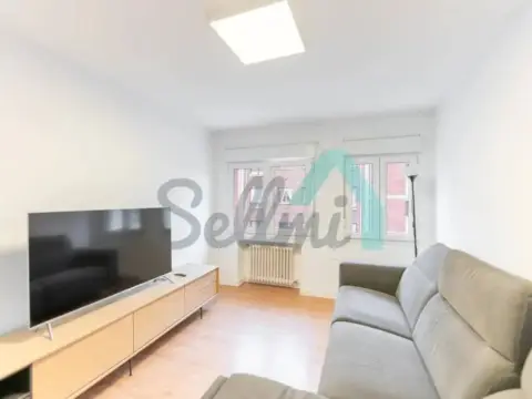Piso en Ciudad-Naranco-Vallobín