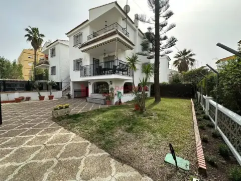 Chalet en Lepe