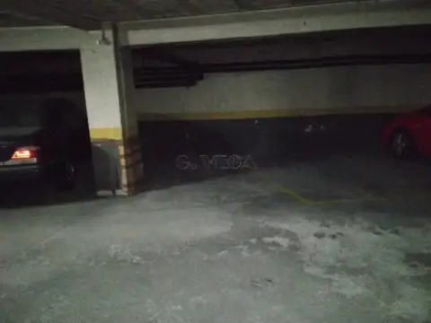 Garaje en Avenida das Camelias