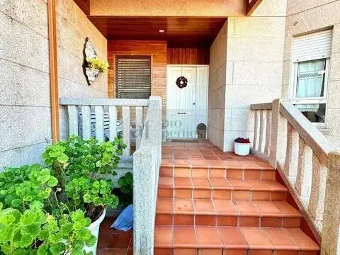 Casa adosada en Coruxo-Oia-Saiáns