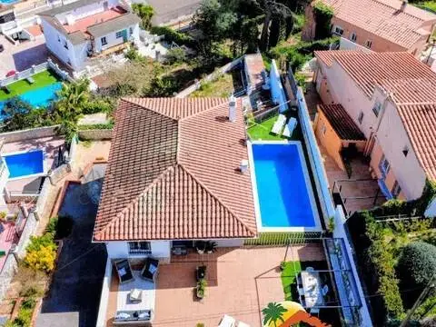 Chalet en Carrer de la Petúnia