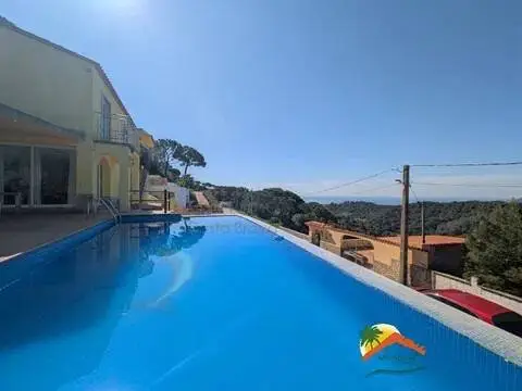 Chalet en Carrer de Montecarlo