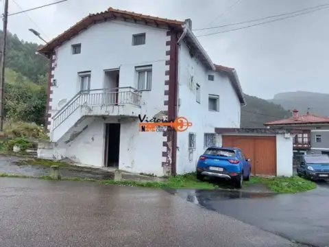 Chalet en Castro Urdiales