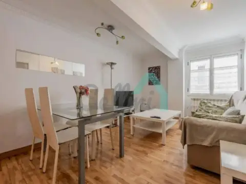Piso en Ciudad-Naranco-Vallobín