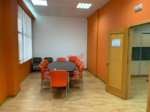 Oficina en Ourense Capital