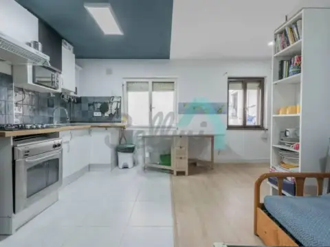Piso en Tenderina-Mercadín-Fozaneldi