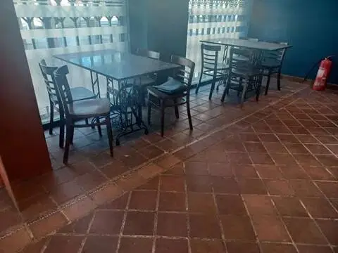 Local comercial en La Almozara