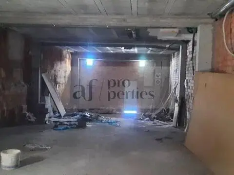 Local comercial en Centro-Areal