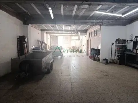 Local comercial en Piñeiros-Freixeiro-O Ponto