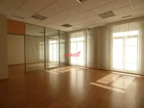 Oficina en Ourense Capital