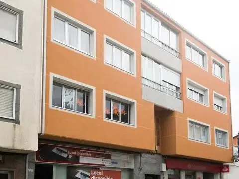 Local comercial en Avenida Principal