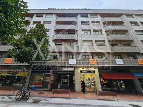 Piso en calle Gil De Jaz