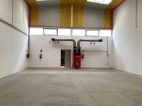 Nave industrial en Zona Estación