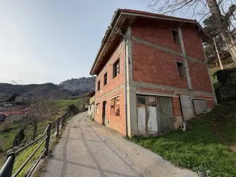 Chalet en calle calle Las Armas, 56