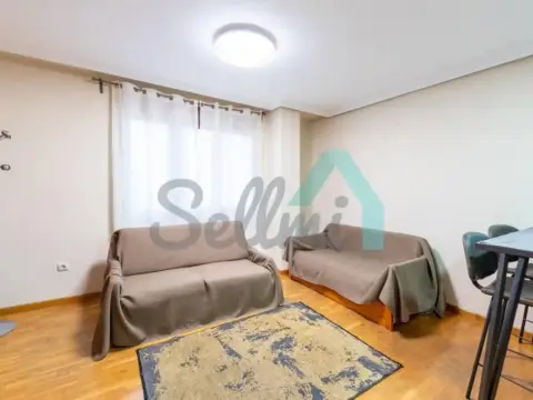 Piso en Pumarín-Teatinos