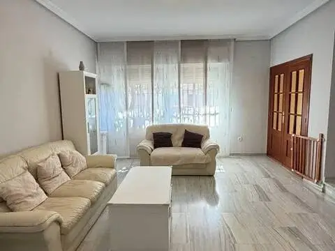 Chalet en El Torreón-El Pilar-Los Ángeles-Nuevo Parque
