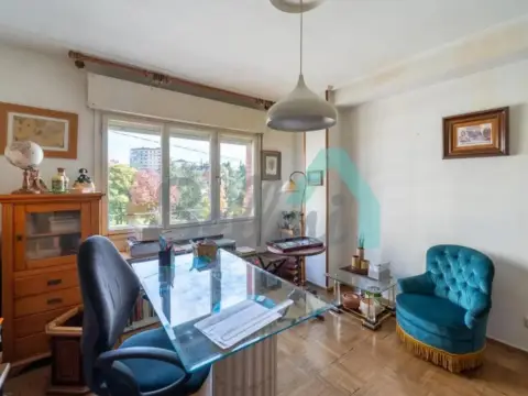 Piso en Montecerrao