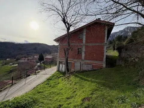 Chalet en calle calle Las Armas, 56