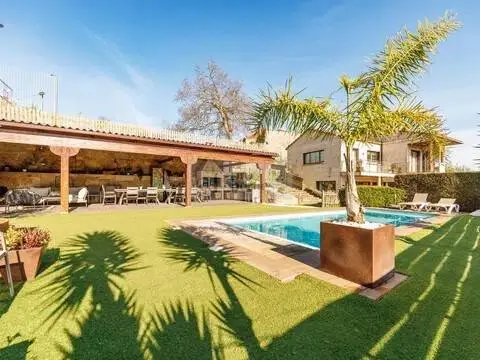 Chalet en Alcabre-Navia-Comesaña