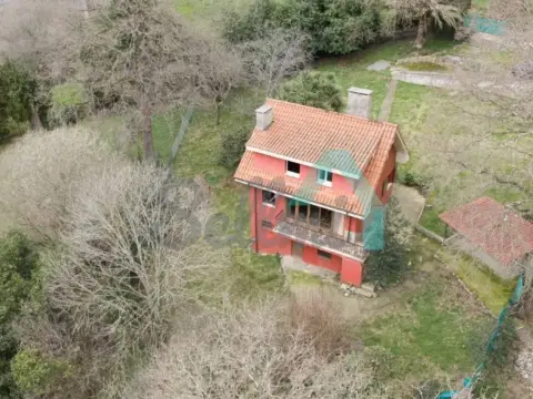 Chalet en La Felguera