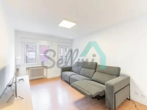 Piso en Ciudad-Naranco-Vallobín