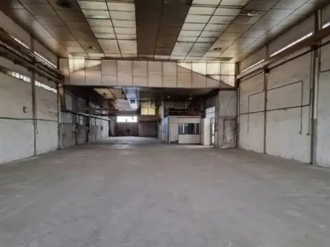 Nave industrial en La Portalada-Varea