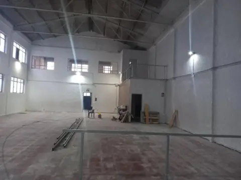 Nave industrial en Sector V-El Canal