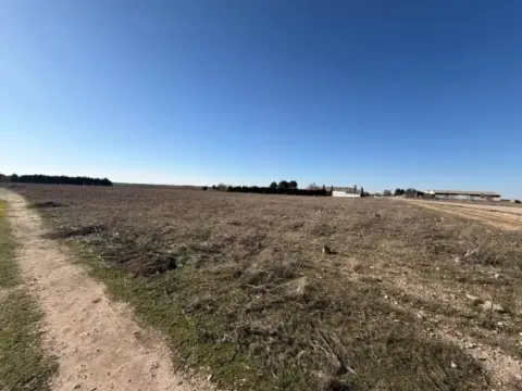 Terreno en Quintanar de La Orden