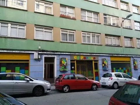 Local comercial en Porta Nova