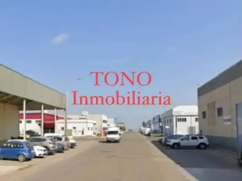 Nave industrial en Écija
