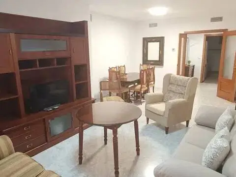 Piso en Ciudad Jardín-Zoco