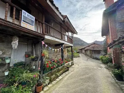 Chalet en calle Lg Ladines, 73