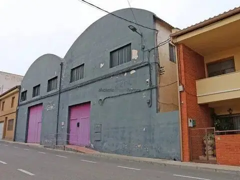 Local comercial en El Pinós - Pinoso