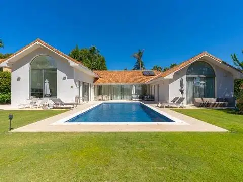 Chalet en Núcleo