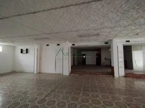 Local comercial en Alto del Castaño