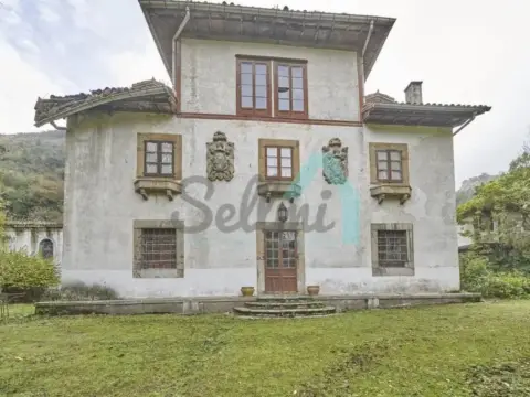 Casa – Oviedo
