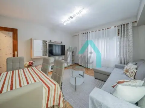 Piso en Ciudad-Naranco-Vallobín
