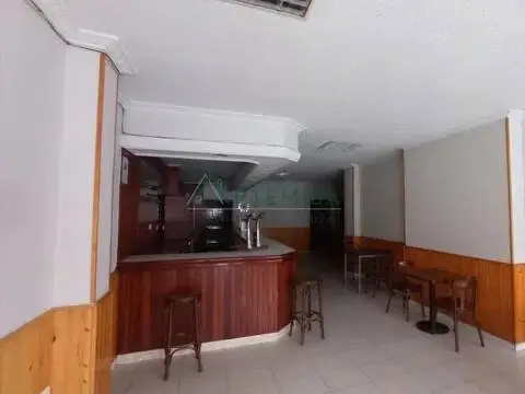 Local comercial en Parroquias