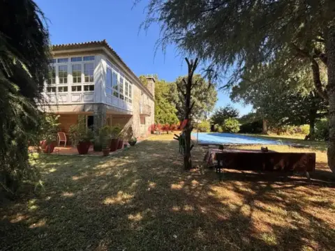 Casa rústica en Vilamarín